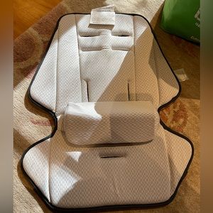 UPPAbaby infant snug seat